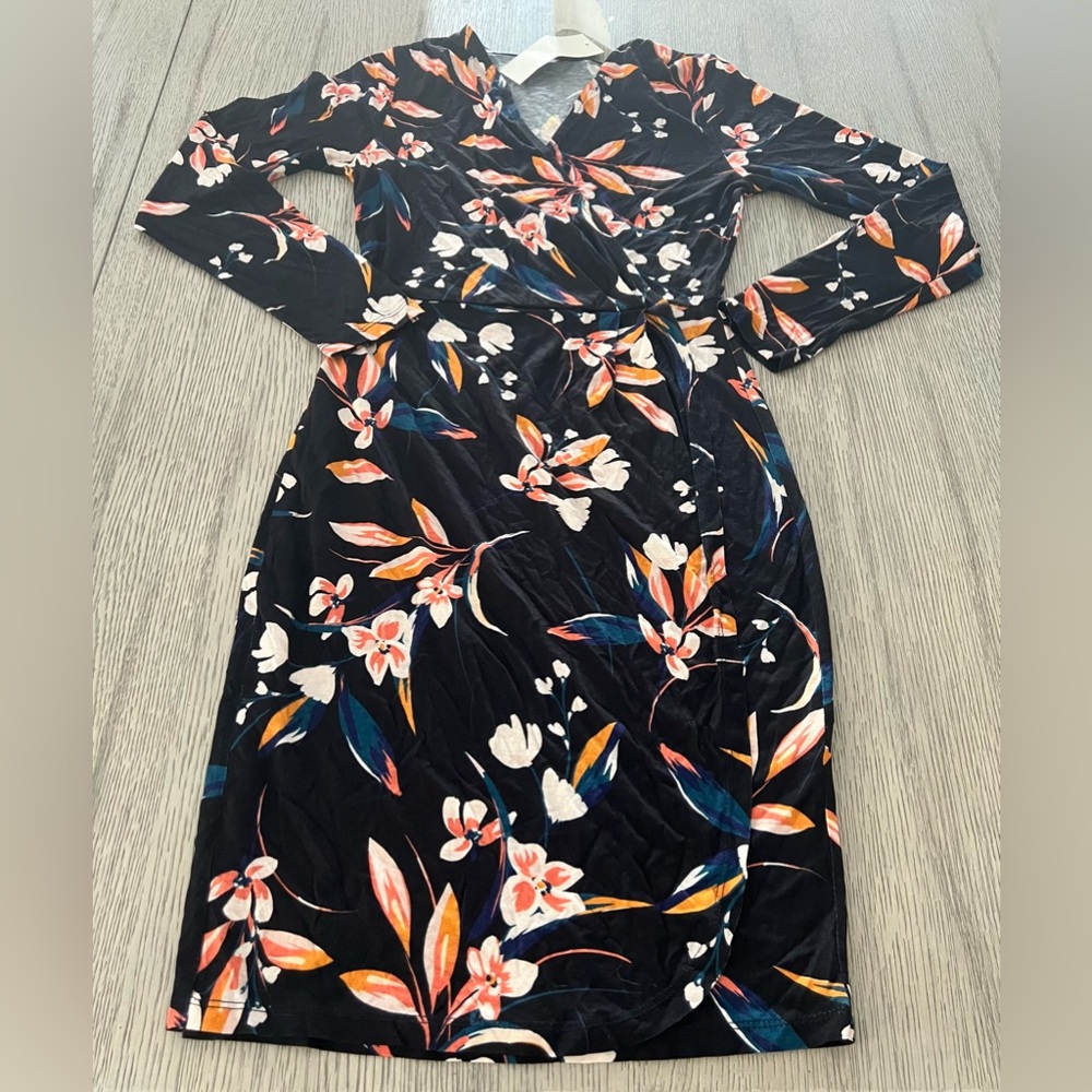 FRENCH CONNECTION woman’s floral long sleeve dress